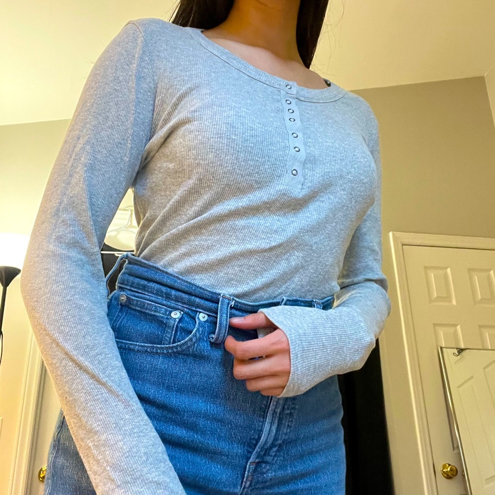Lucky Brand Long Sleeve Ribbed Snap Henley Women's Gray